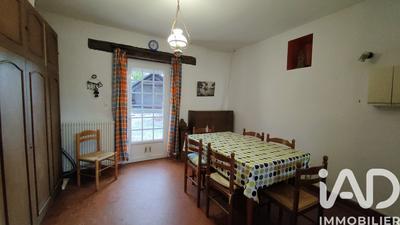 Maison - 136 m² - 6 pièces