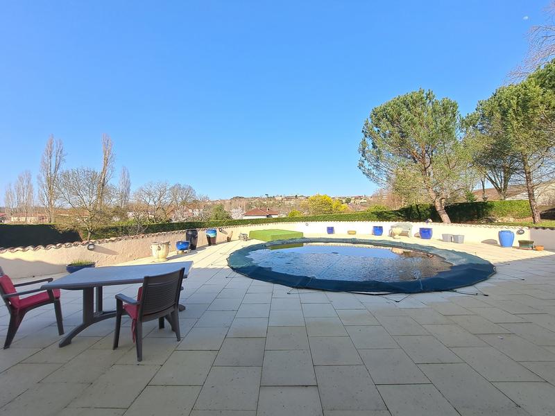 Maison - 173 m² - 6 pièces