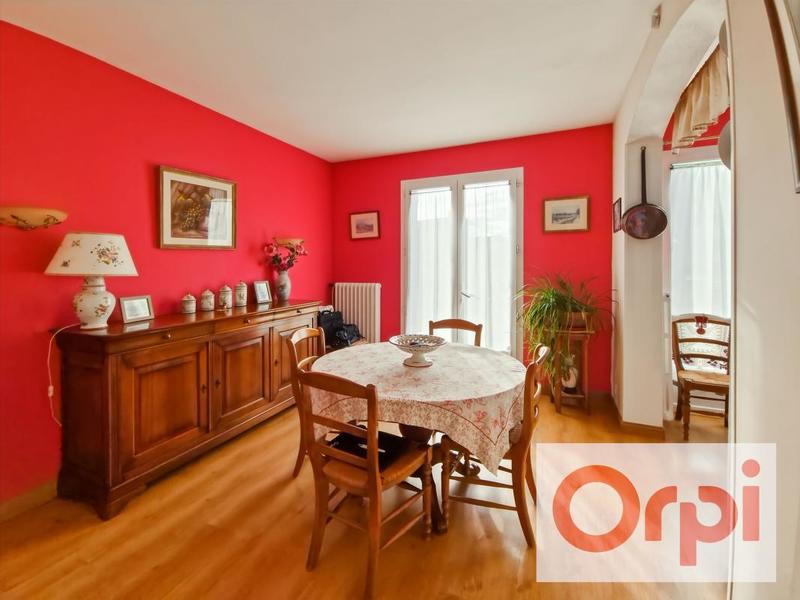 Maison - 130 m² - 4 pièces