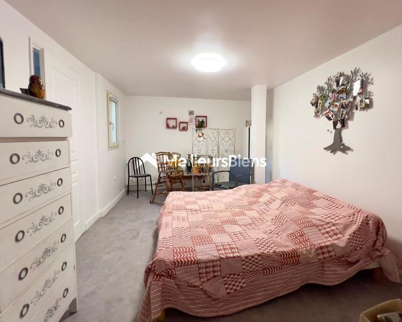 Villa - 216 m² - 7 pièces