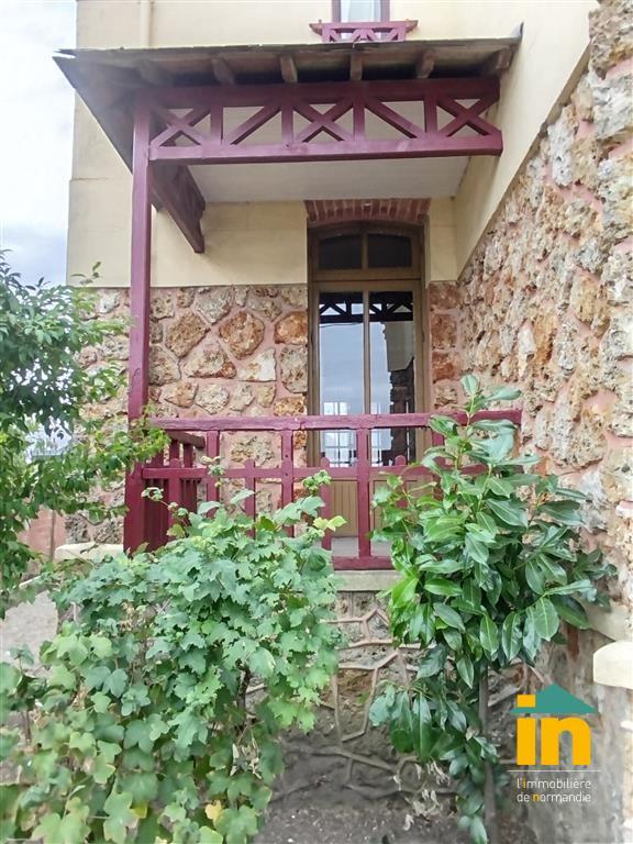 Maison de campagne - 180 m² - 10 pièces