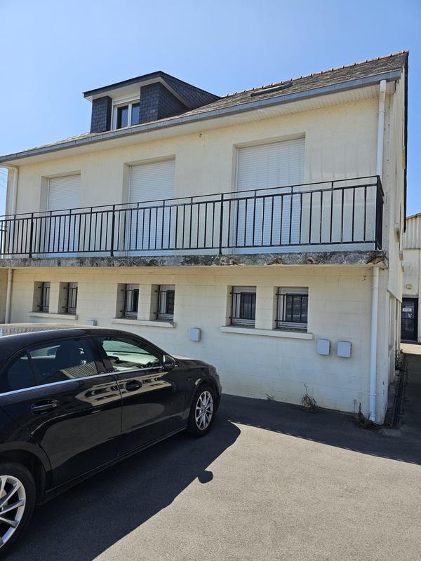 Bureau - 80 m² - 1 pièce