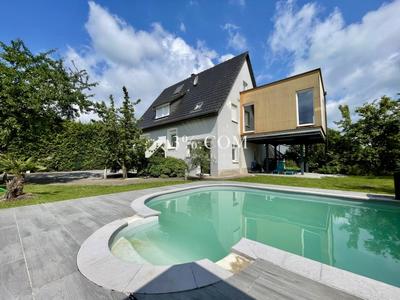 Maison - 160 m² - 7 pièces