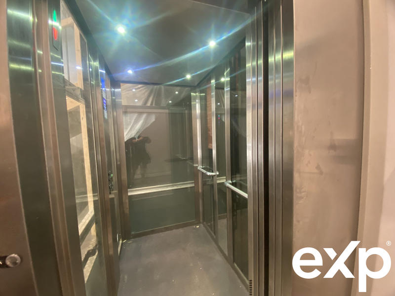 Fonds de commerce - 246 m²