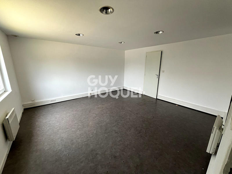 Local d'activité / Entrepôt - 260 m²