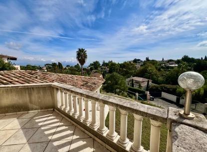 Villa - 170 m² - 5 pièces