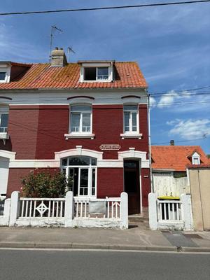 Maison - 97 m² - 5 pièces