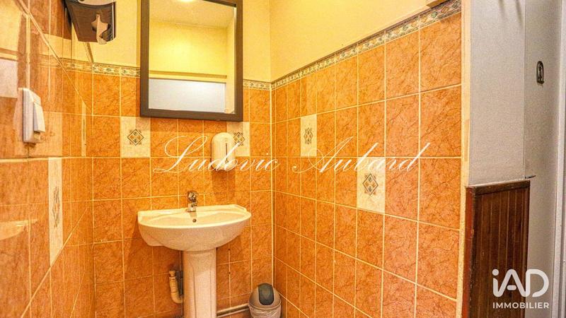 Local commercial - 121 m²