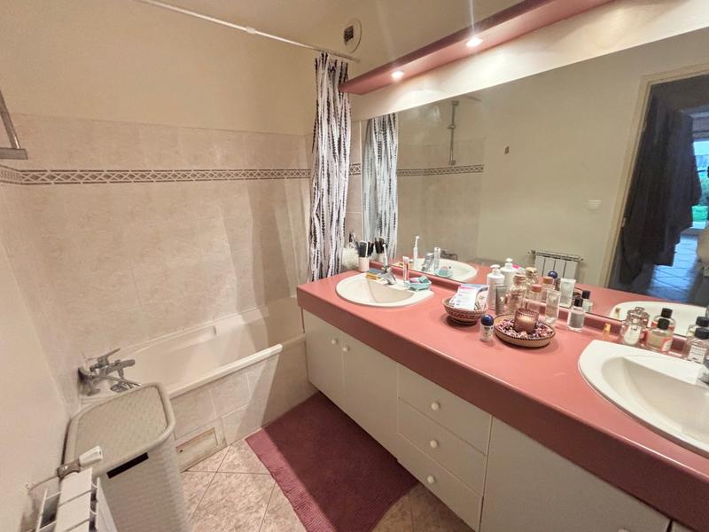 Appartement - 63 m² - 2 pièces