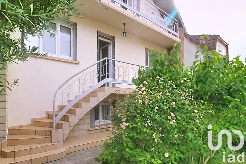 Maison - 82 m² - 4 pièces