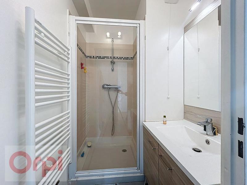 Appartement - 98 m² - 5 pièces