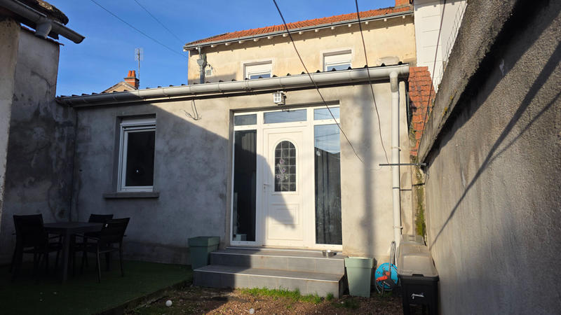 Maison - 80 m² - 4 pièces