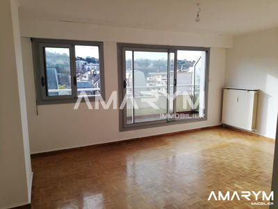 Appartement - 82 m² - 4 pièces