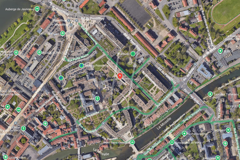 Parking / Garage - 13 m²