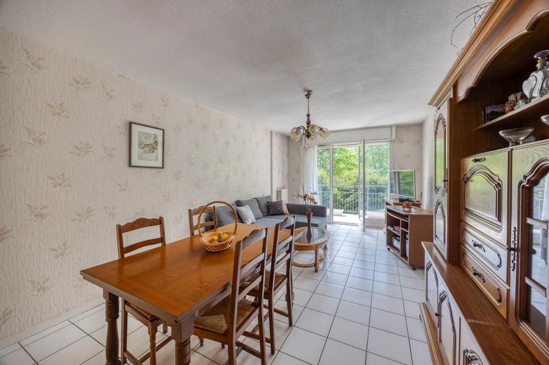Appartement - 86 m² - 4 pièces
