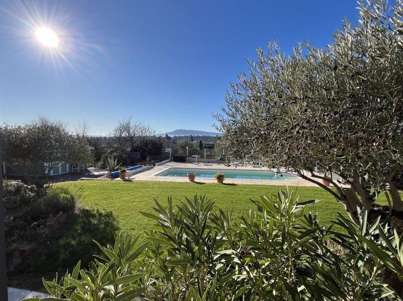 Villa - 148 m² - 5 pièces