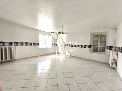 Maison - 157 m² - 7 pièces