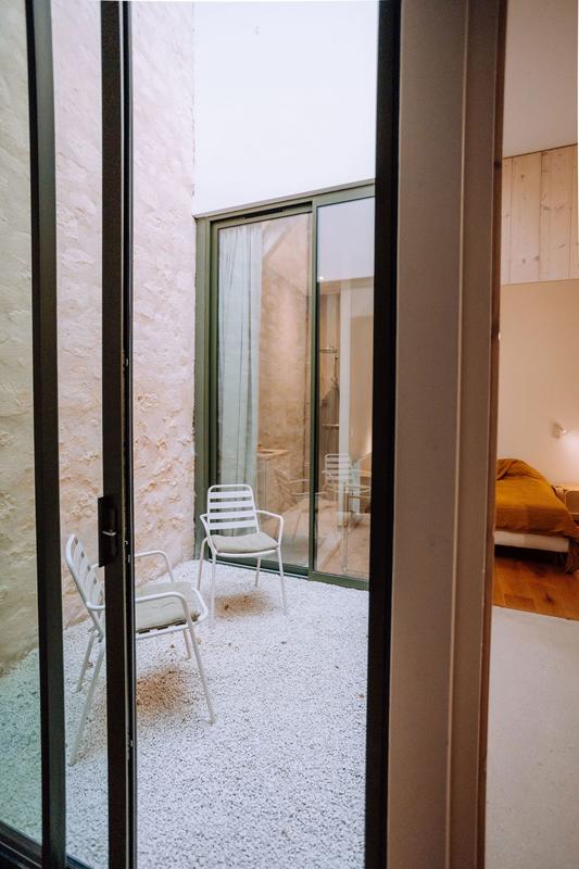 Loft - 168 m² - 5 pièces