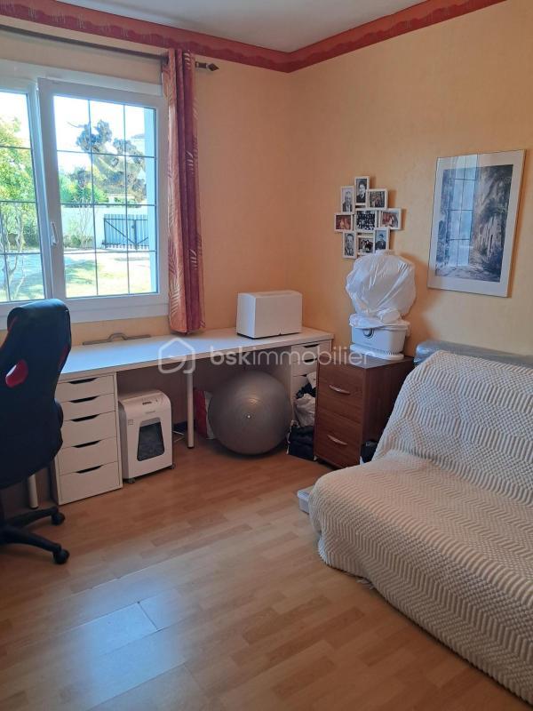 Maison traditionnelle - 180 m² - 6 pièces