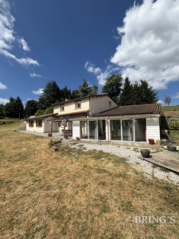 Maison - 130 m² - 5 pièces