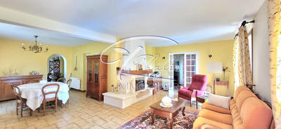 Maison ancienne - 290 m² - 8 pièces