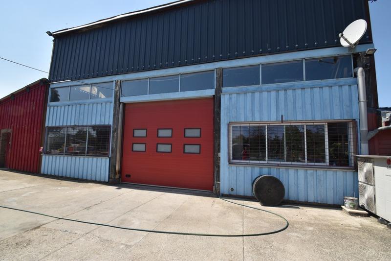 Maison - 358 m² - 10 pièces