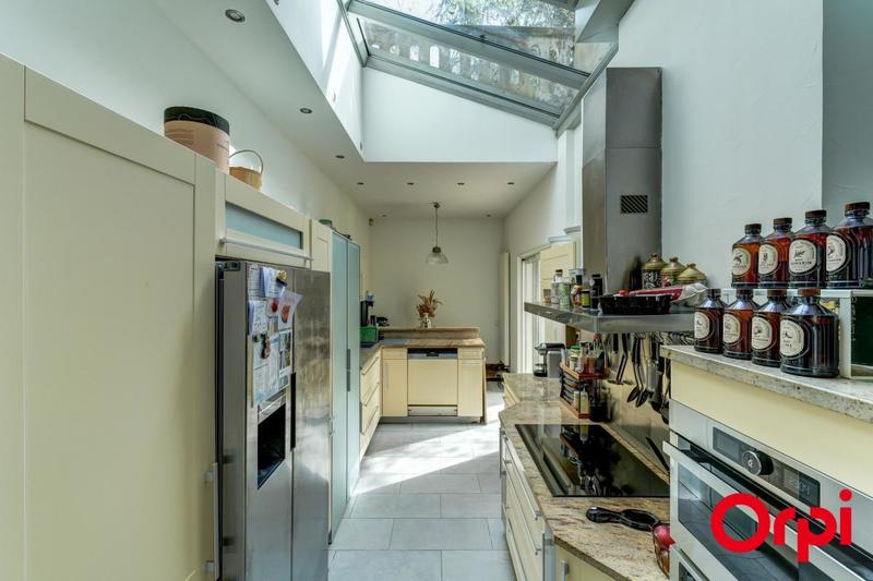 Villa - 235 m² - 7 pièces