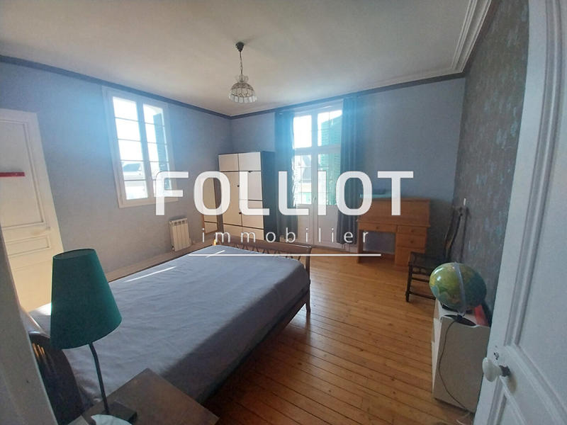 Maison - 200 m² - 10 pièces