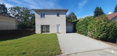 Maison - 94 m² - 4 pièces