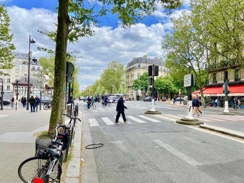 Fonds de commerce - Magasins - 63 m²