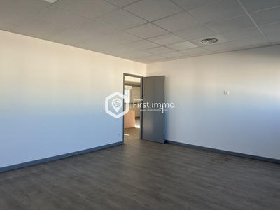Local commercial - 210 m²