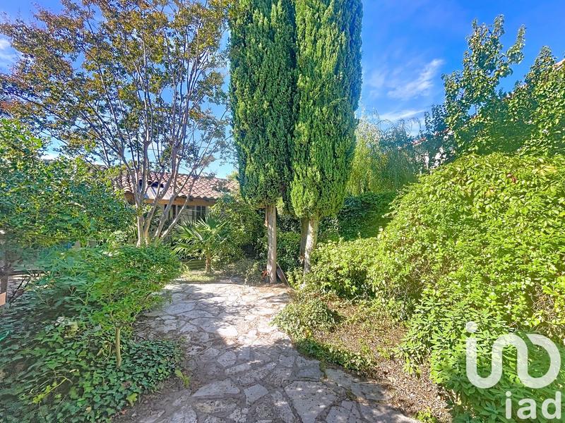 Maison - 206 m² - 5 pièces