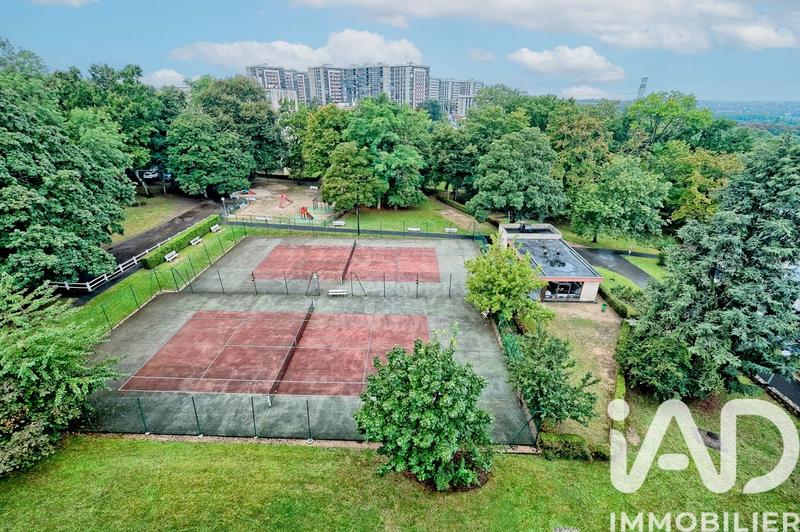 Appartement - 84 m² - 5 pièces