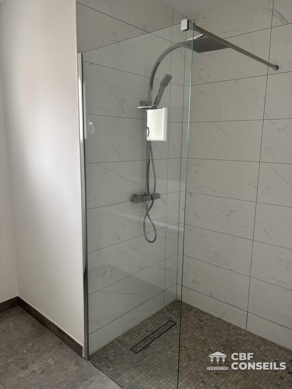 Maison - 101 m² - 4 pièces