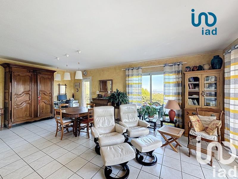 Maison - 95 m² - 3 pièces