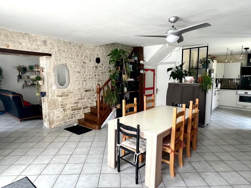 Maison - 150 m² - 5 pièces