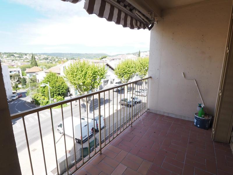 Appartement - 70 m² - 4 pièces