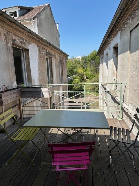 Maison - 187 m² - 9 pièces