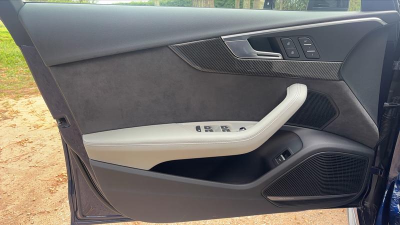 Audi Rs4 2.9 Tfsi V6 450 Tiptronic 8 Rs - Entretien constructeur Toit ouvrant