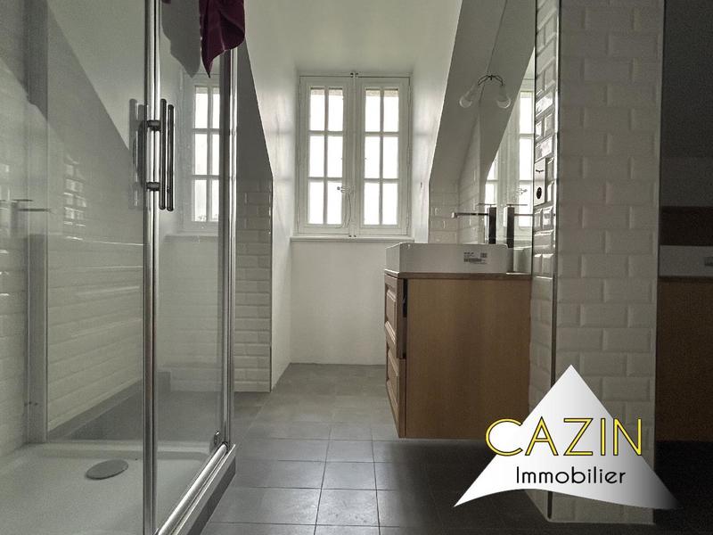 Maison - 212 m² - 8 pièces