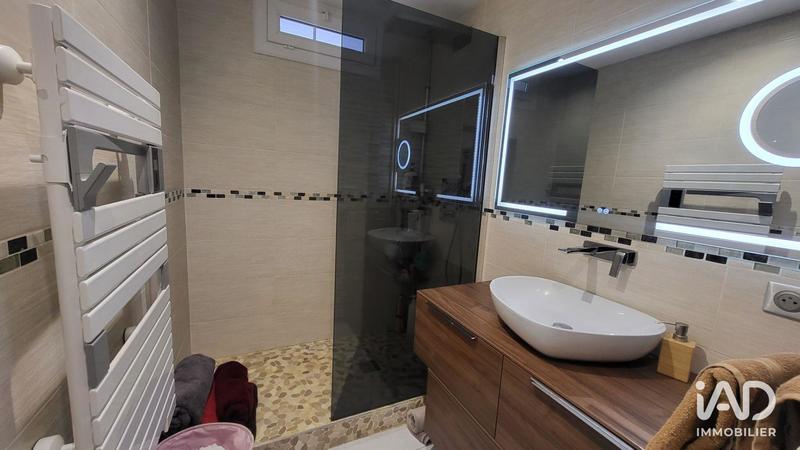 Appartement - 75 m² - 3 pièces