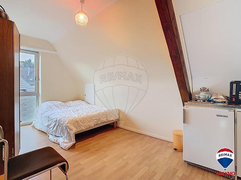 Immeuble - 248 m² - 14 pièces