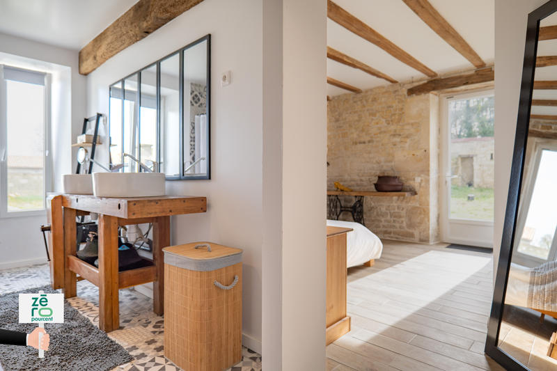 Maison - 218 m² - 6 pièces