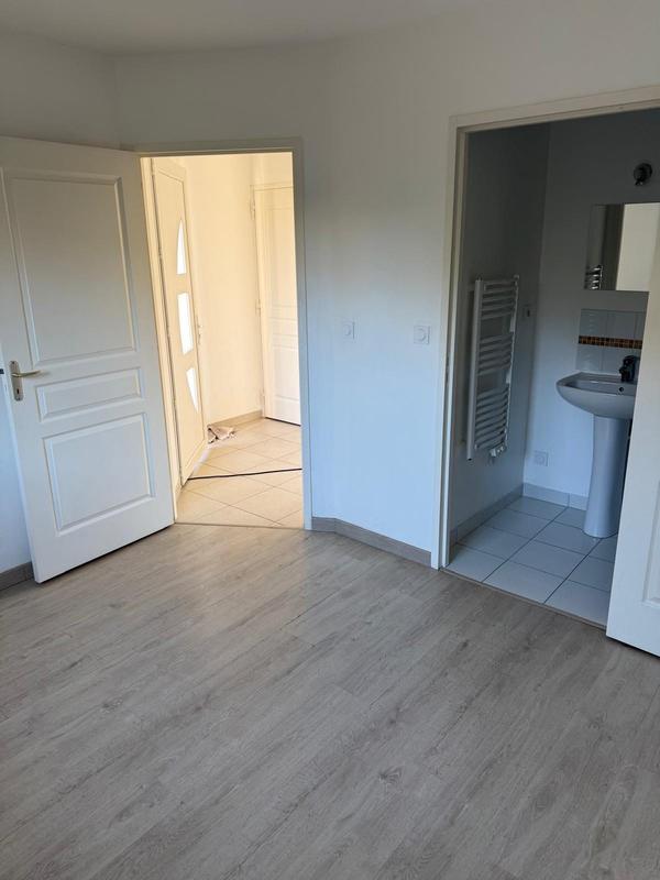 Maison traditionnelle - 105 m² - 6 pièces