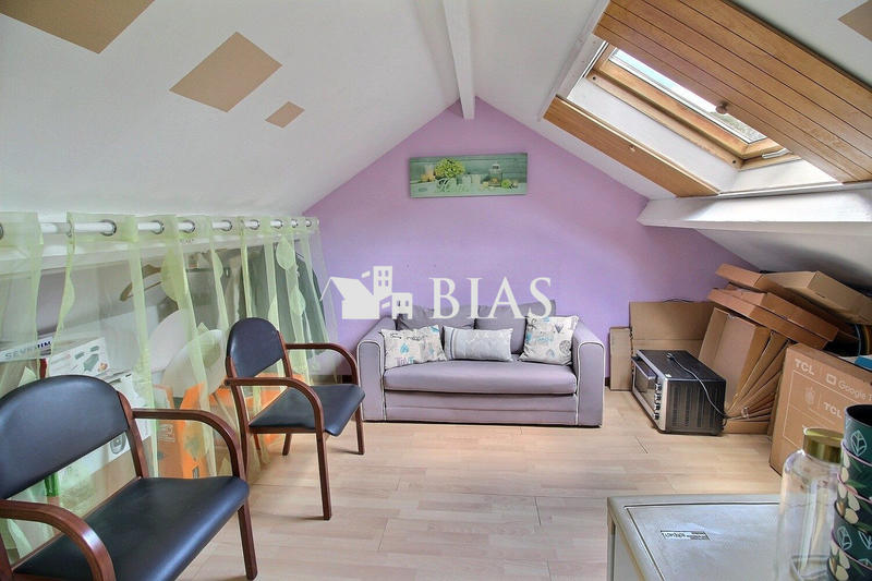 Maison - 82 m² - 6 pièces