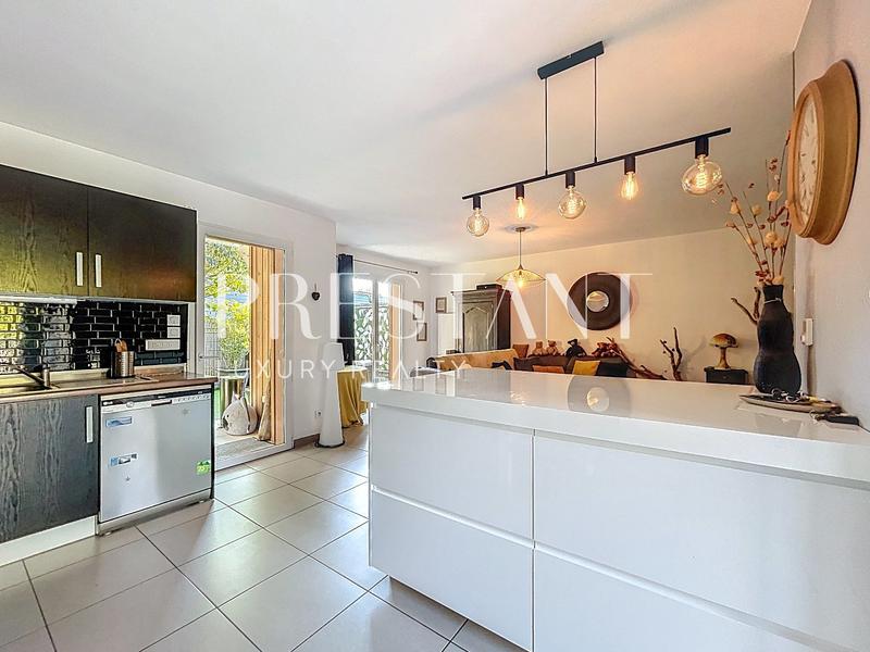 Maison - 67 m² - 3 pièces