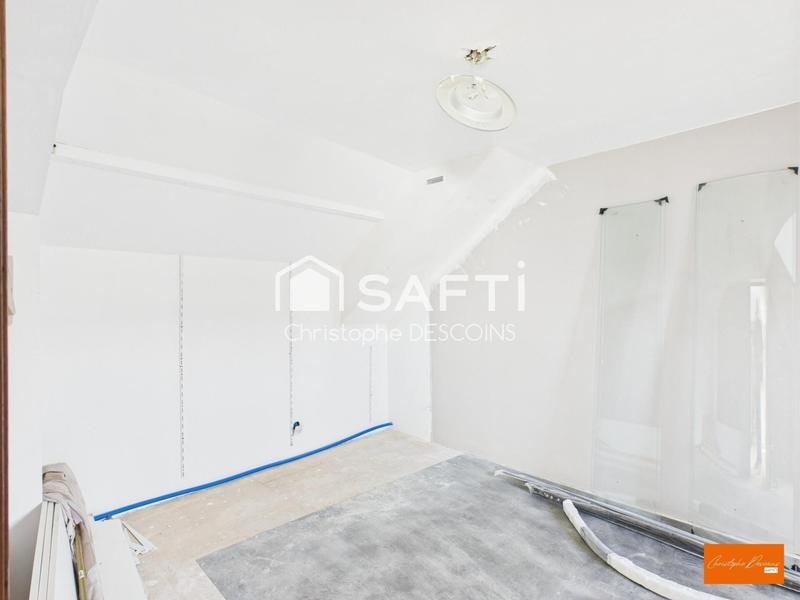 Maison - 200 m² - 6 pièces