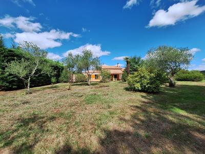 Mas - 207 m² - 6 pièces