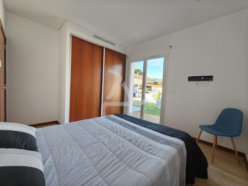 Villa - 129 m² - 6 pièces