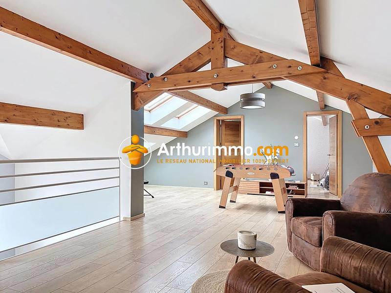 Maison - 278 m² - 8 pièces